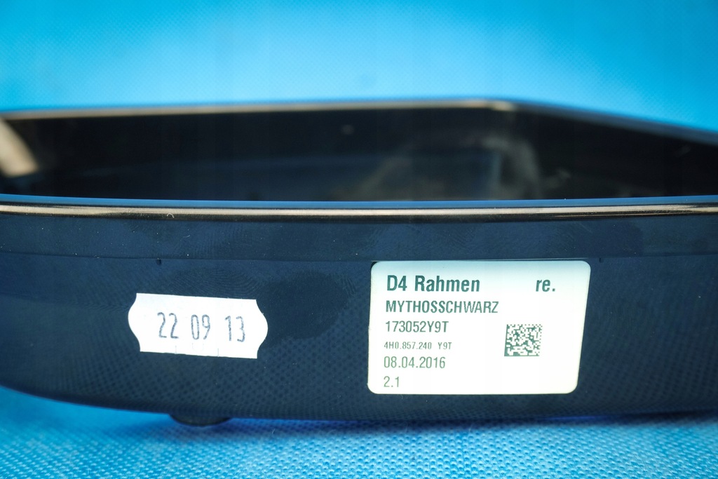 Ramka lusterka zewn PR Audi A8 4H 4H0857240 LY9T Product image