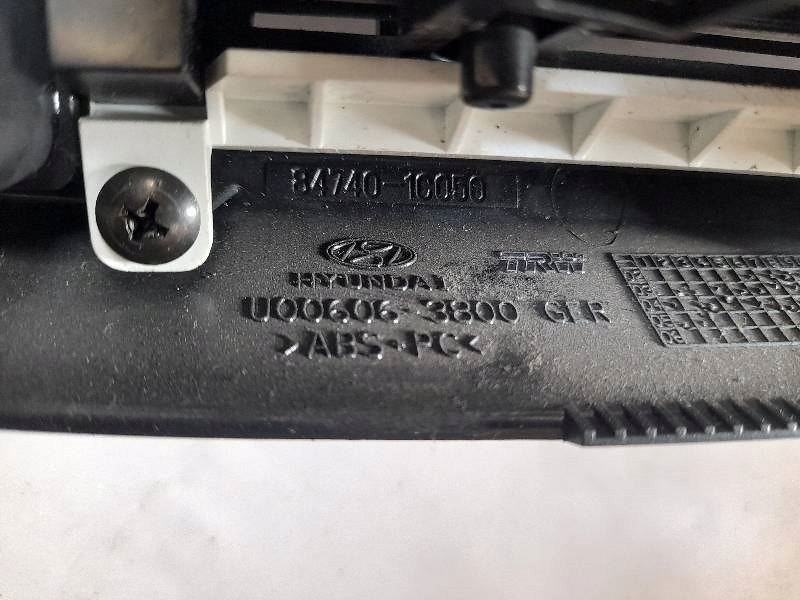 PANOU CAPAC CENTRAL 84740-10050 HYUNDAI GETZ Product image