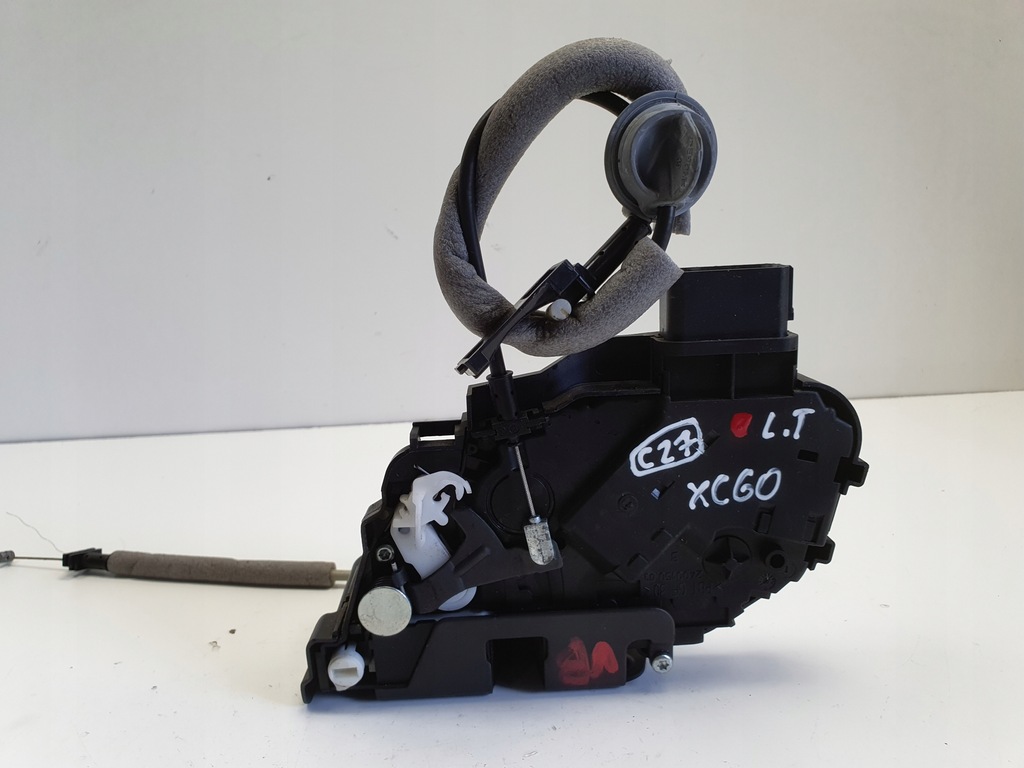 Volvo XC60 DOOR LOCK stanga spate DRIVER Europa 30799326 Product image