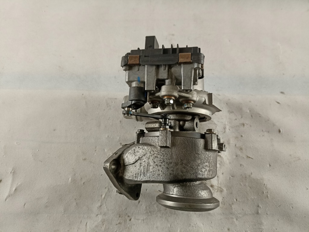 Land Rover 2.0 D 180KM 49335-01950 TURBINA Product image