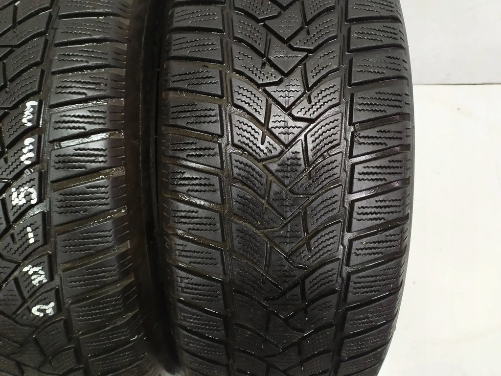 PNEURI DE IARNĂ 205/60/16 DUNLOP SPORT DE IARNĂ 5 Product image