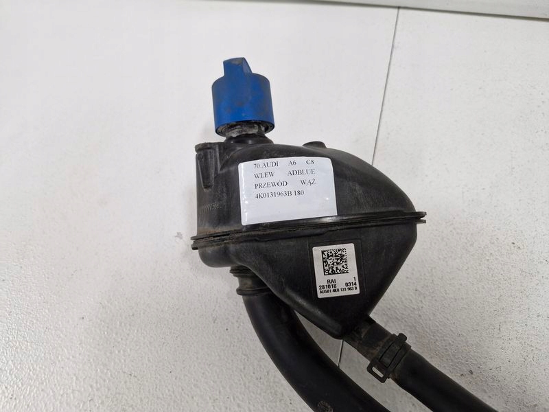AUDI A6 C8 TUBA DE UMPLEARE FURtun ADBLUE 4K0131963B Product image