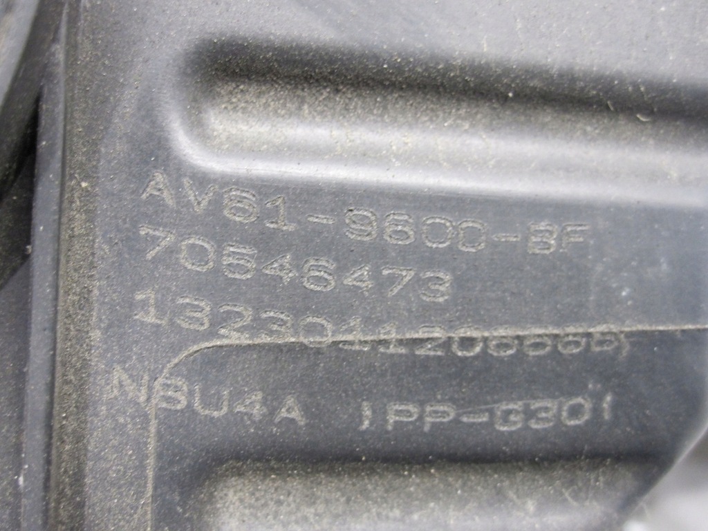 Ford Focus MK3 III 12R Carcasă cu filtru de aer AV61-9600-BF Product image