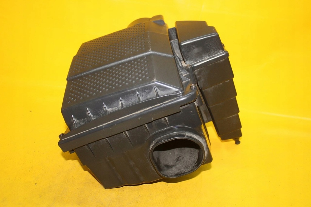 CARCASA FILTRULUI DE AER 2.7 D GAMA SPORT L320 Product image