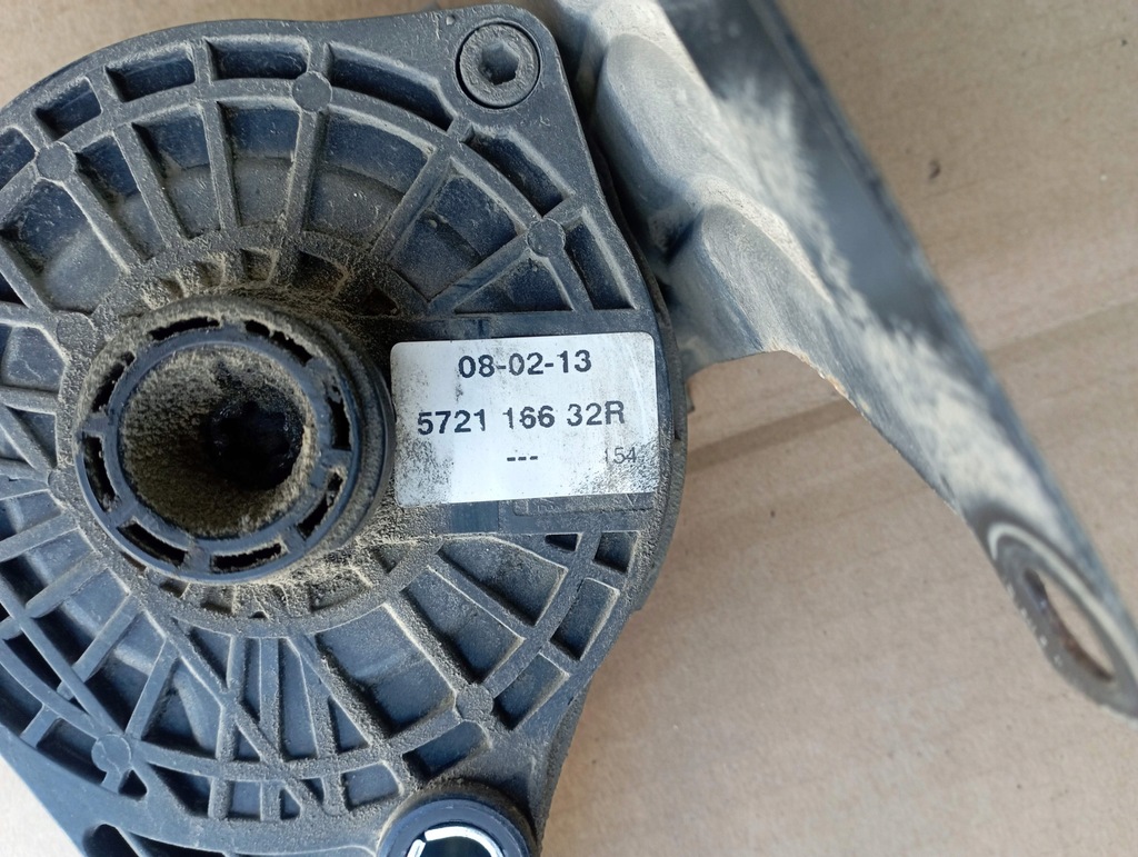 OPEL MOVANO II 2 B WINDA PODNOŚNIK KOŁA ZAPASOWEGO 572116632R Product image
