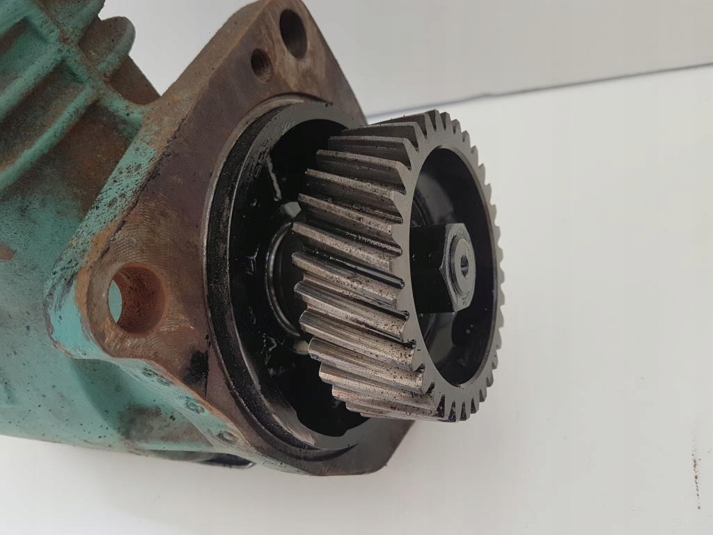 COMPRESOR COMPRESOR BUS VOLVO B7R-C4 1613632 Product image