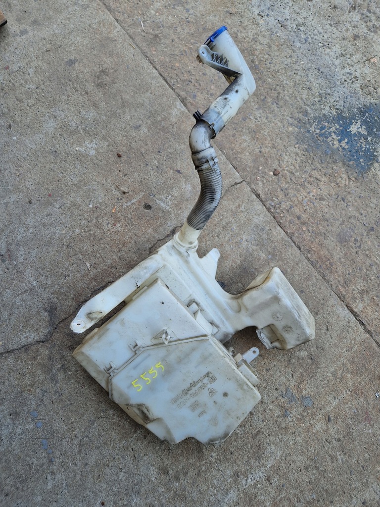Rezervorul Ford Mondeo WASHER IV 6G9112A659AB Product image