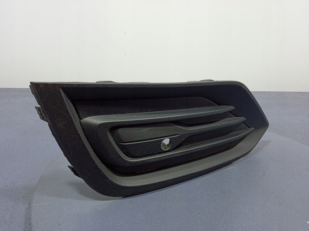 VOLVO V60 II GRILA BARA FATA STANGA31455513 Product image