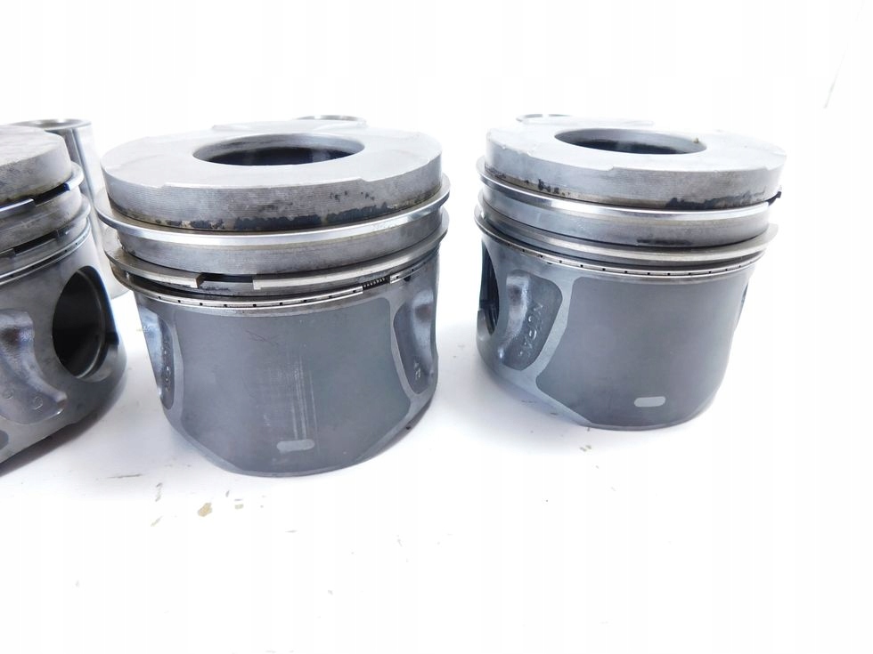 Piston pistoane Opel Vectra C Zafira B Signum 1.9 16V CDTI Alfa Romeo 159 JTD Product image