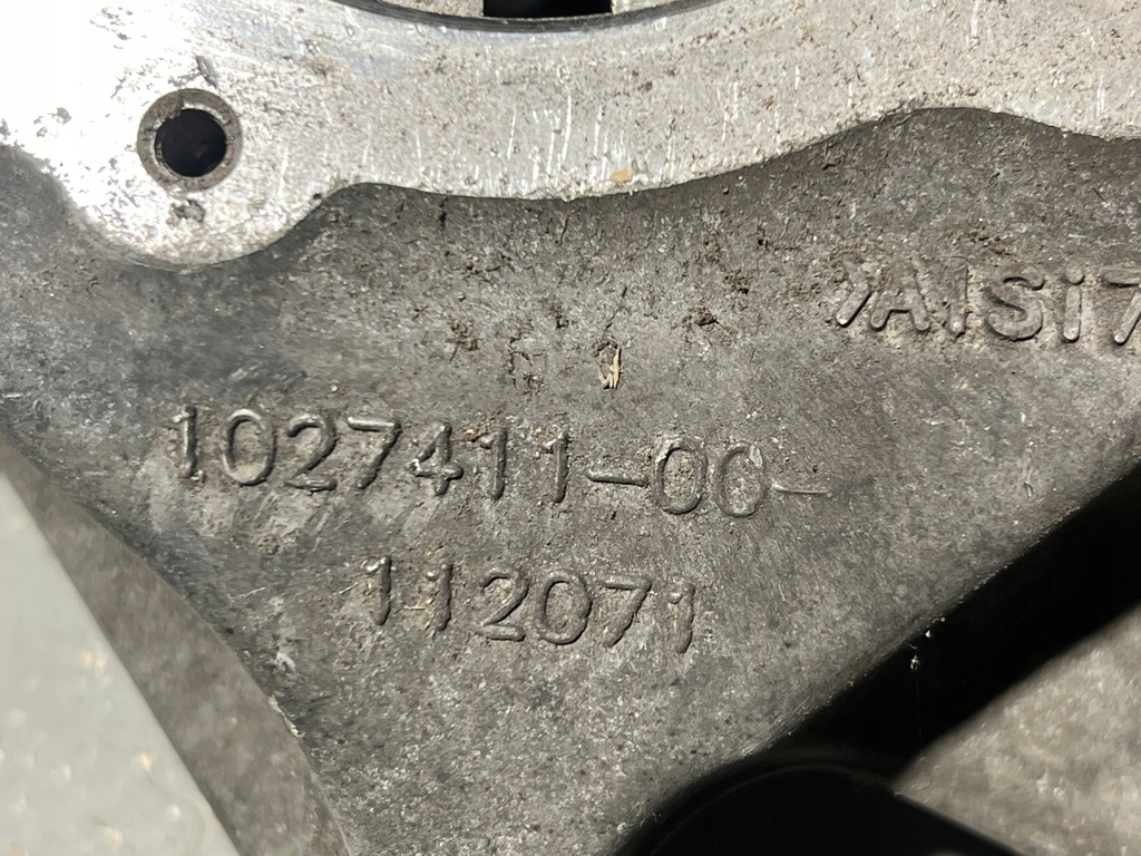 Tesla X 2015-2021 articulație de direcție spate stânga 1027411-00-D Product image