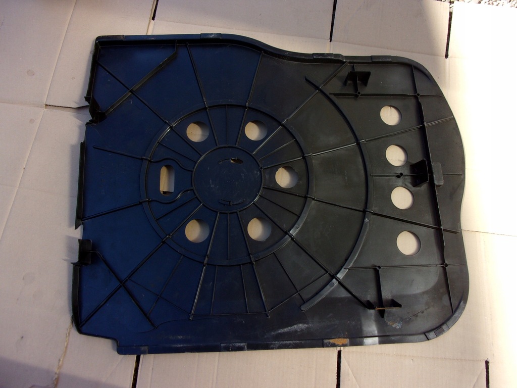 CAPAC PORGAI POTEA SEDAN MAZDA 323S BA Product image