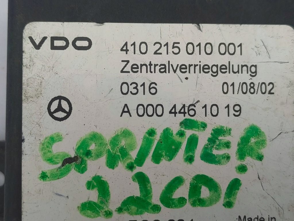 Mercedes-Benz Vito Viano W638 CONTROLLER MODUL DE BLOCARE CENTRALĂ A0004461019 Product image