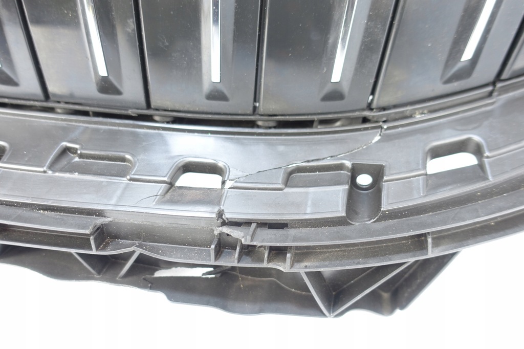 BMW 8 G14 G15 G16 Față de intrare a aerului albastru în față 187156-10 Product image