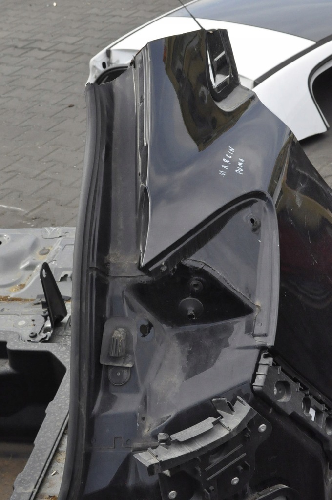 FORD PUMA II MK2 CUREA SPATE ÎNTREGĂ SPATE CU BAIE CUREA STÂNGA DREAPTA Product image