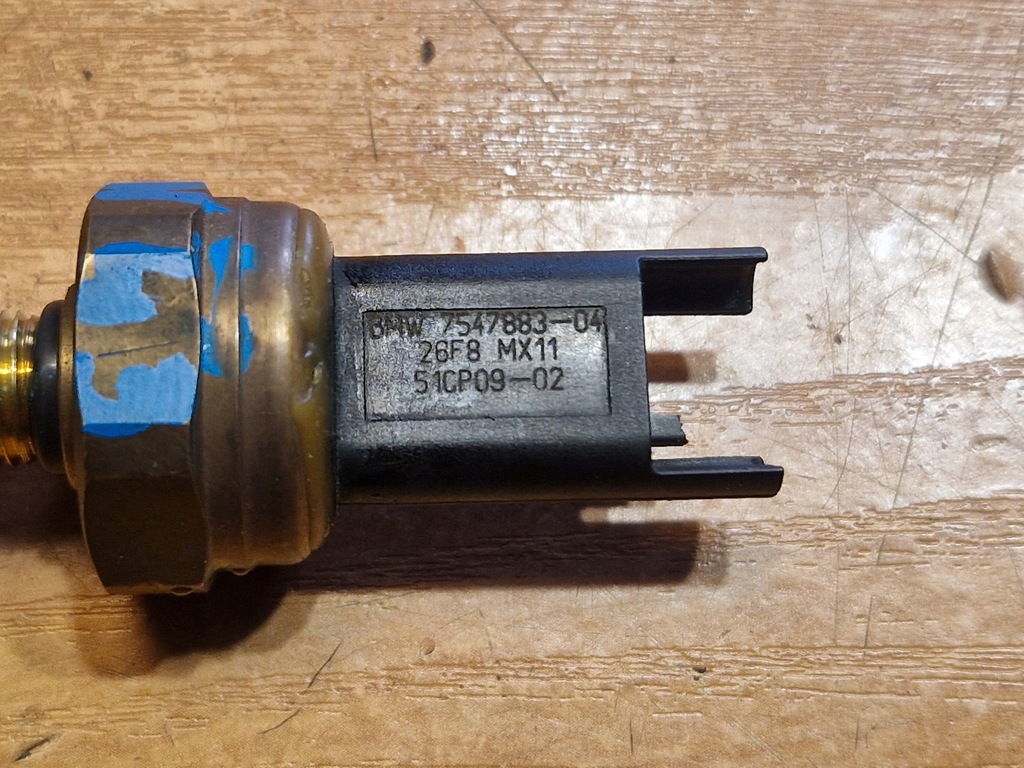 BMW E87 E90 E91 E60 2.0B N43 Senzor presiune combustibil 7547883 Product image