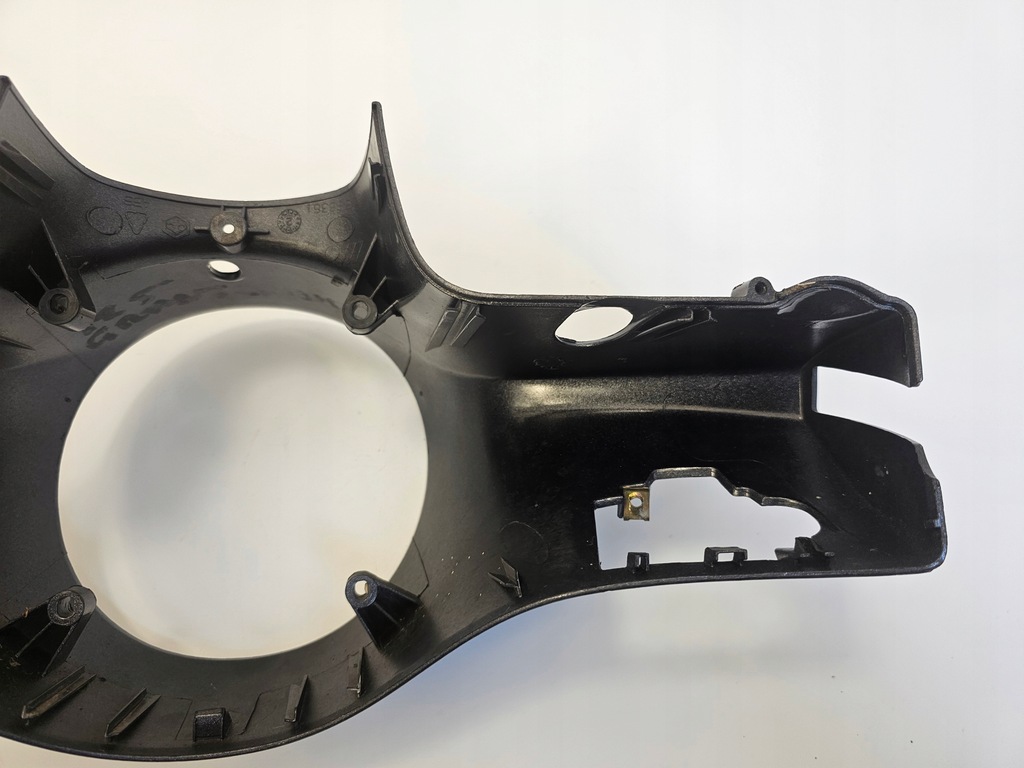 Piaggio Vespa GTS 250 Față de caroserie Front Bowl Cover Umplerea volanului Product image