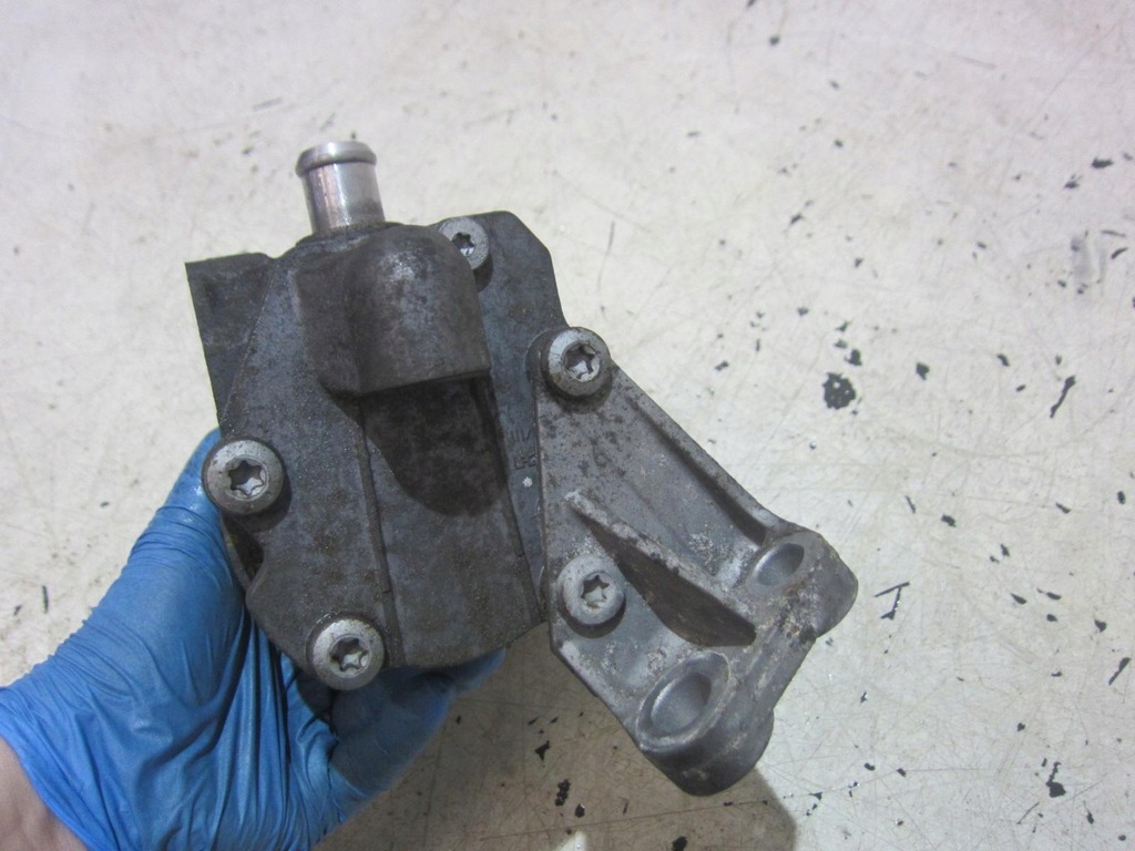BMW X5 E70 3.0 N52B30 272km Si POWER PUMP 6796443 32416796443 Product image