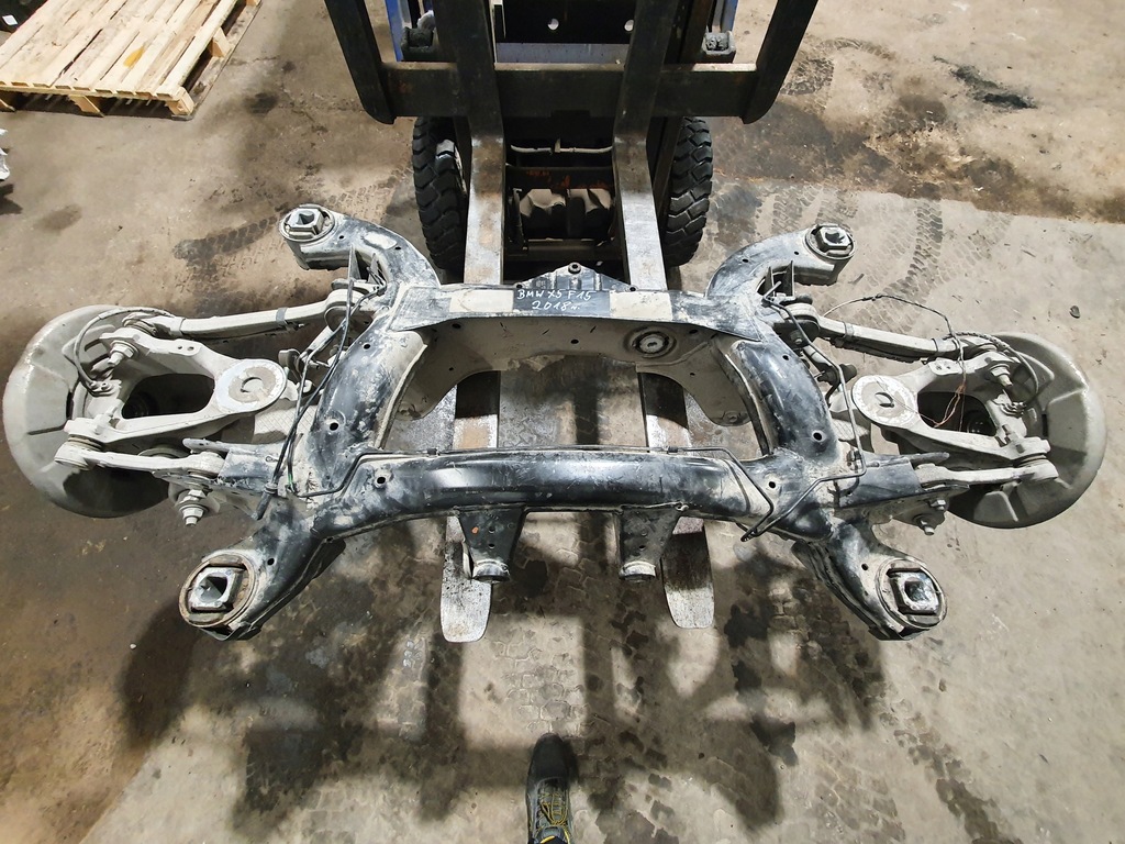 SUSPENSIE FUNDA SPATE BMW X5 X6 F15 F16 2.0D Product image