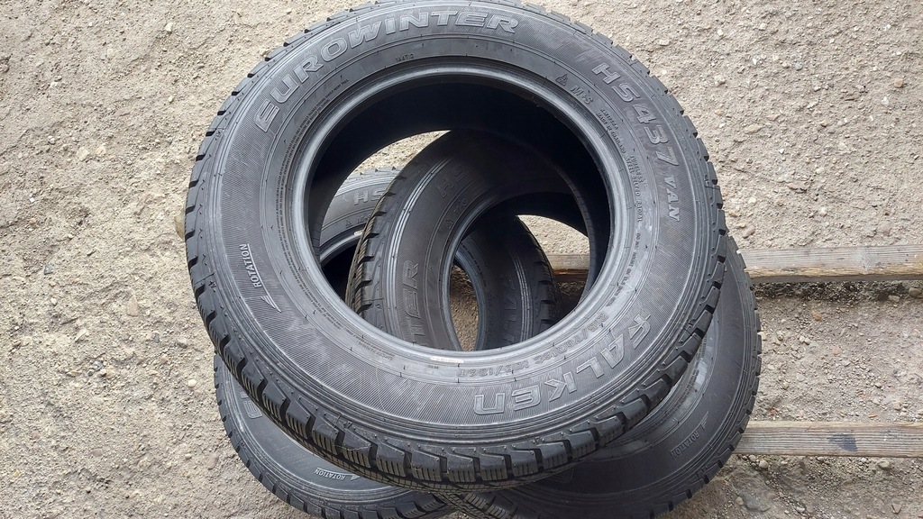 Anvelope de iarnă 215/70r16C 108/106T Falken Eurowinter HS437 VAN Product image