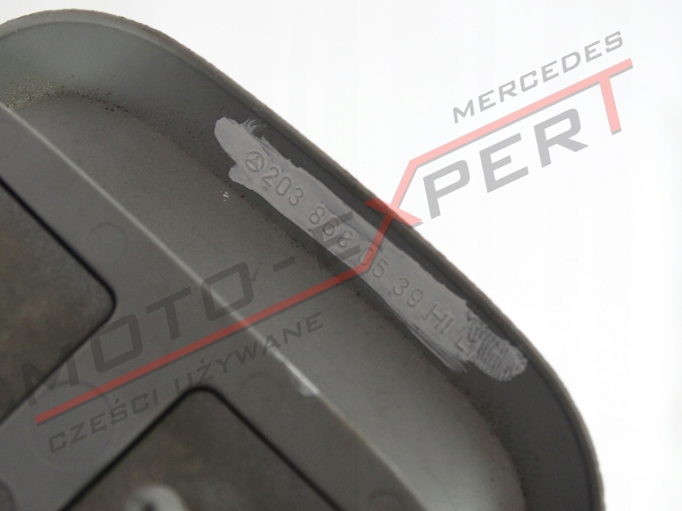 Mercedes Clasa C W203 MÂNER TAPA SPATE STANGA 2038680539 Product image