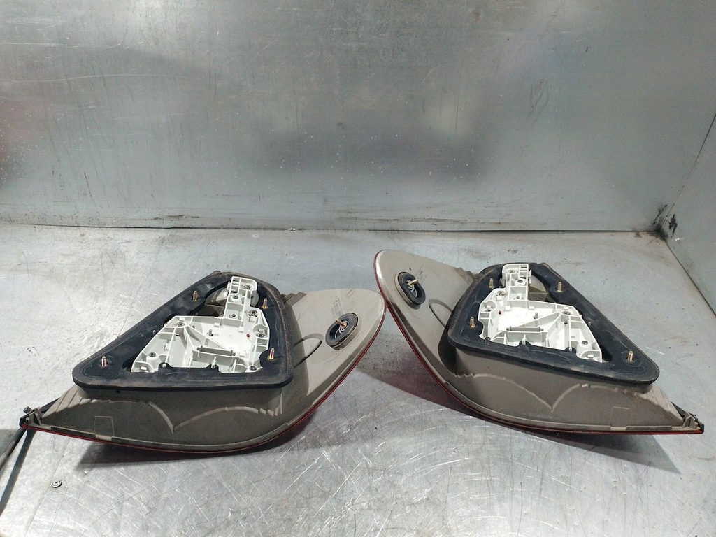 Lămpi din spate Set Mercedes Clasa E W211 A2118200364 A2118200464 Sedan Product image