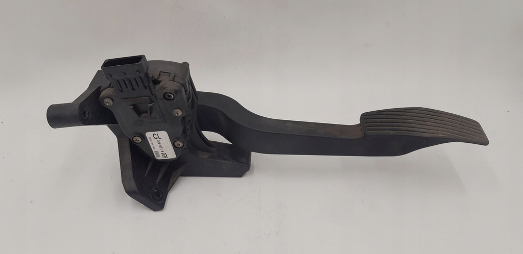 POTENTIOMETR PEDALA ACCELERATOR Opel Corsa C 1.3 CDTI 9129423 Product image