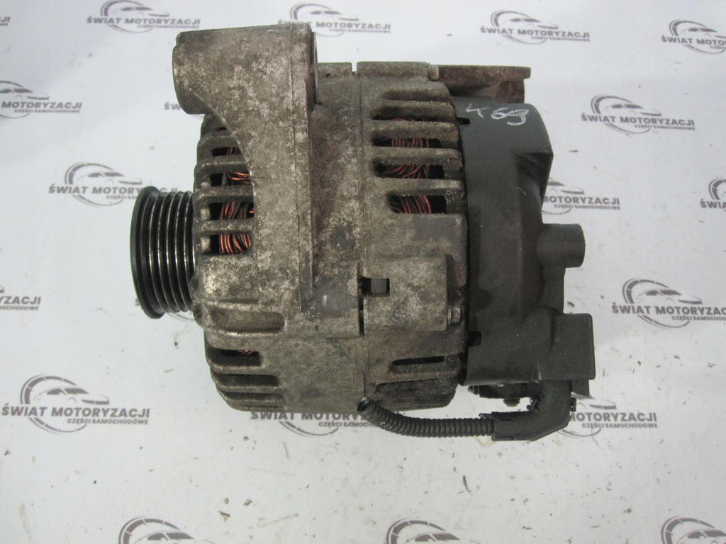 BMW E91 2.0D M47D20 163KM 06R Alternator TG15C093 2543390A Product image