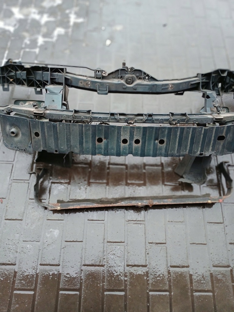 SET CUREA FAŢĂ BRINDE FAŢĂ ORIGINAL FORD FOCUS MK2 CULOARE T4 Product image