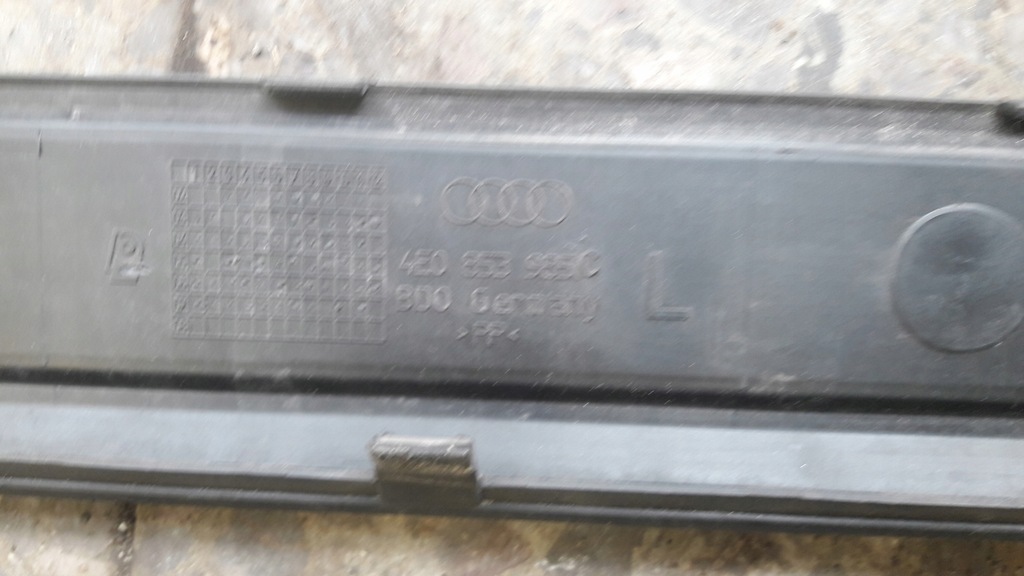 4e0853985c banda prag, stanga fata, Audi A8 D3 Product image