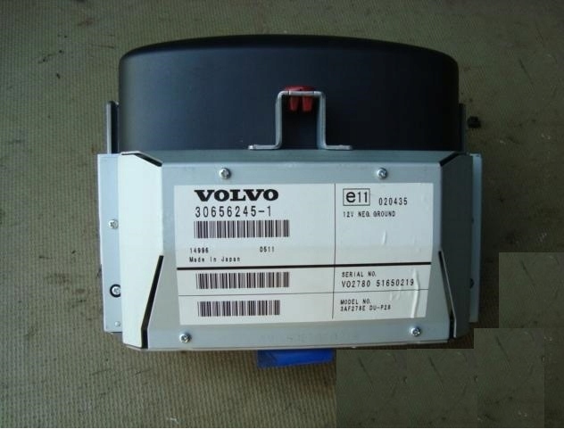 VOLVO S60 I V70 II XC70 LIFT ECRAN DISPLAY DVD 30656245 ORIGINAL Product image