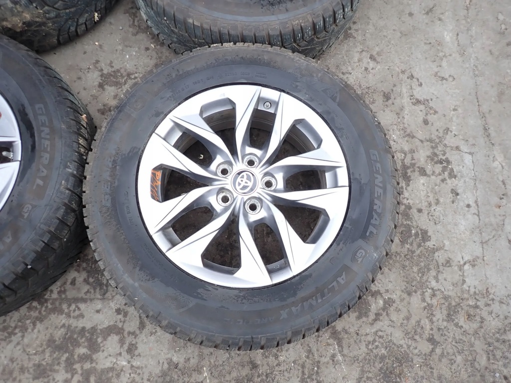 Jante aliaj 17 cu cauciucuri 235/65 R17 108T M+S Toyota Sienna 2021 Product image