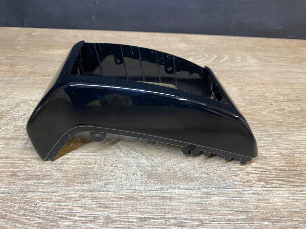 CARCASA DEFLECTOR DREAPTA LAND ROVER DISCOVERY V L462 HY32014K80 Product image