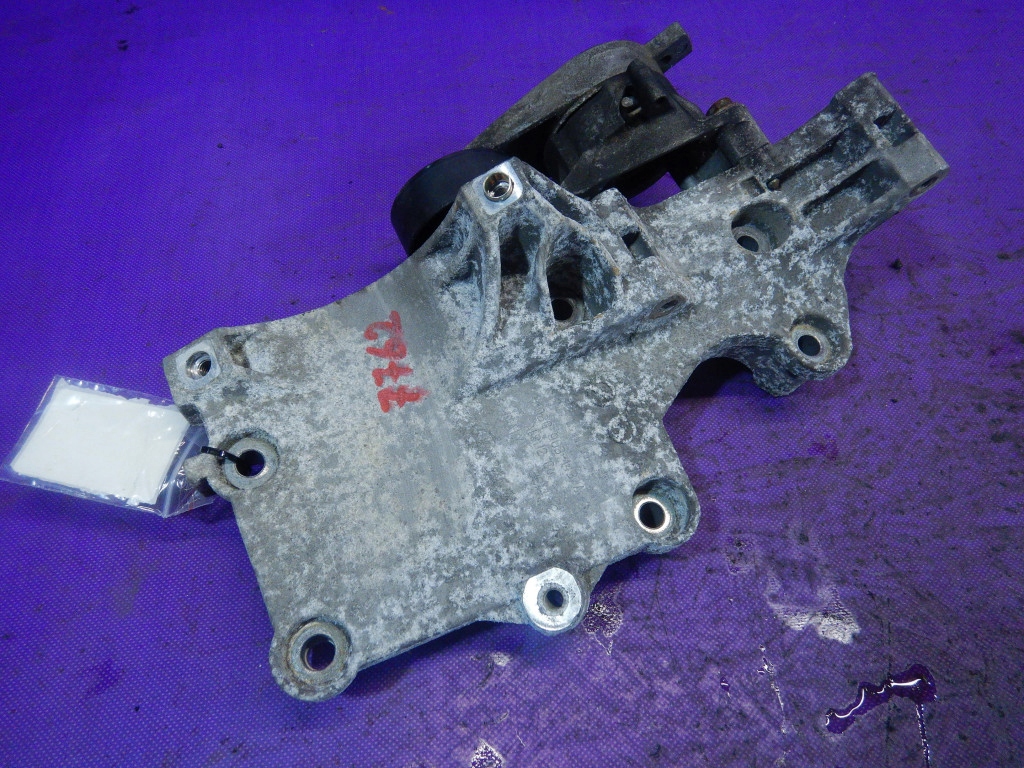 VW GOLF V PLUS 03-09 1.9 TDI ALTERNATOR PAW 03G903143A Product image