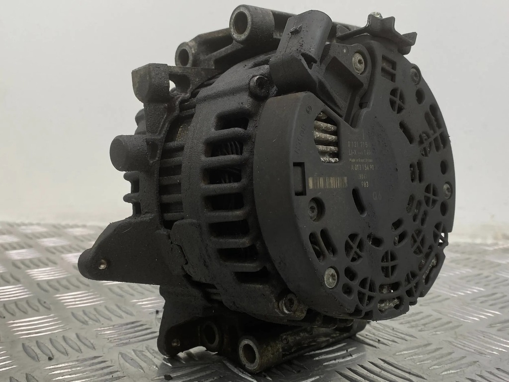 Mercedes-Benz W204 W211 2.2 CDI OM 646 ALTERNATOR A0131549002 Product image