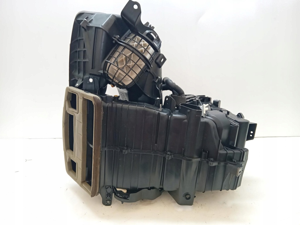 CARCASA AER CONDITIONAT APA INCALZITOR PENTRU FORD PUMA MK2 Product image