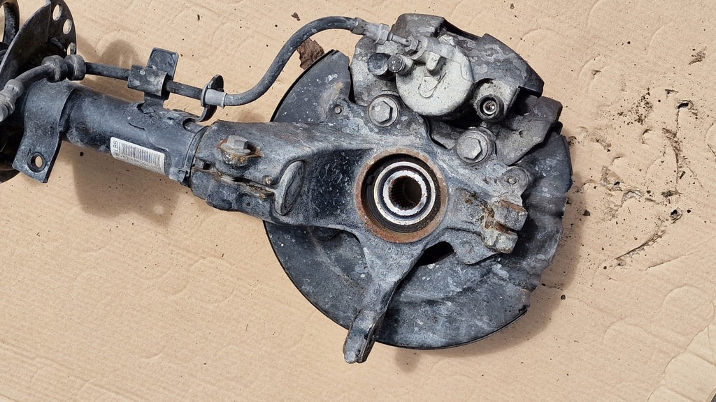 FORD FOCUS MK3 III LIFT 1.0 ECOBOOST MCPHERSON KNUCKLE STÂNGA FAȚĂ Product image