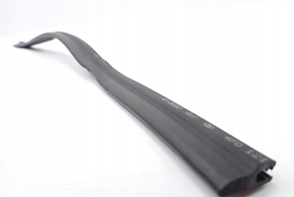 4F0121221A Audi A6 C6 2.7 Garnitură de radiator TDI Product image