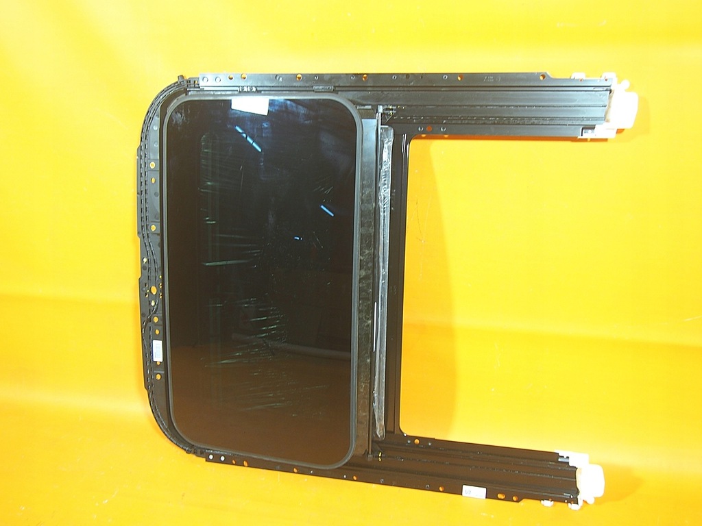 Audi A5 8T LIFT 50KM Trapă rulou 8t8877041e Product image