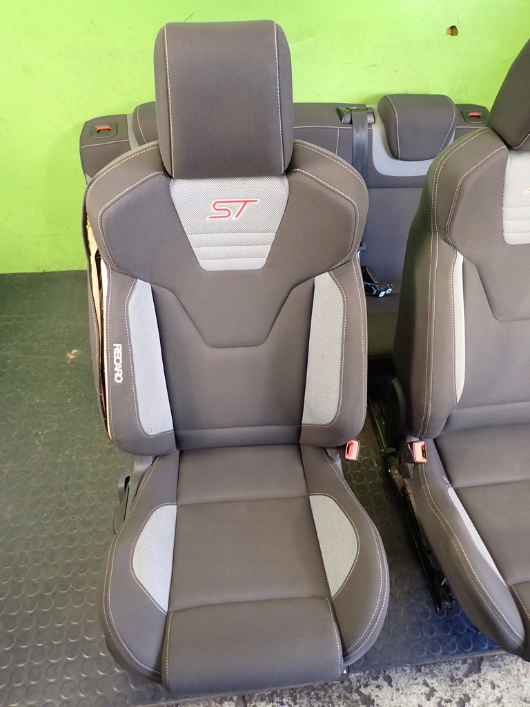 Scaune, bancheta spate, interior FORD FOCUS MK3 LIFT Product image