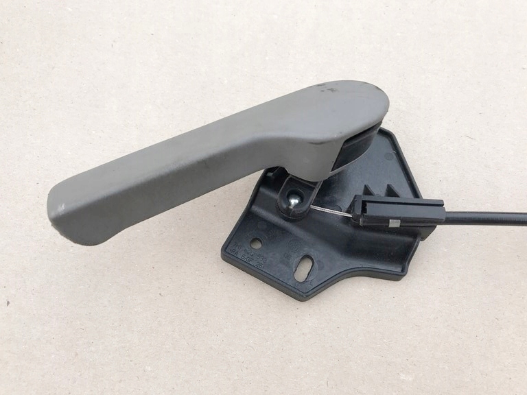 Mâner, Cablu Deschidere Capotă VW T5 LIFT T6 TRANSPORTER CARAVELLE MULTIVAN Product image