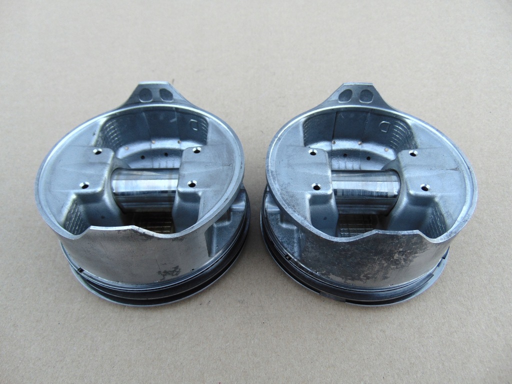 SUZUKI VZ 1600 MARAUDER PISTONI SINGLE Product image