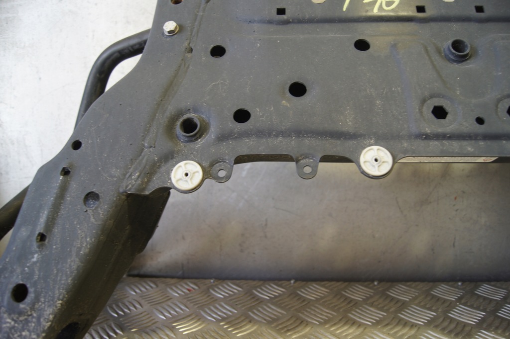 SANDIE BMW F46 F48 F40 FATA 6872729 Product image