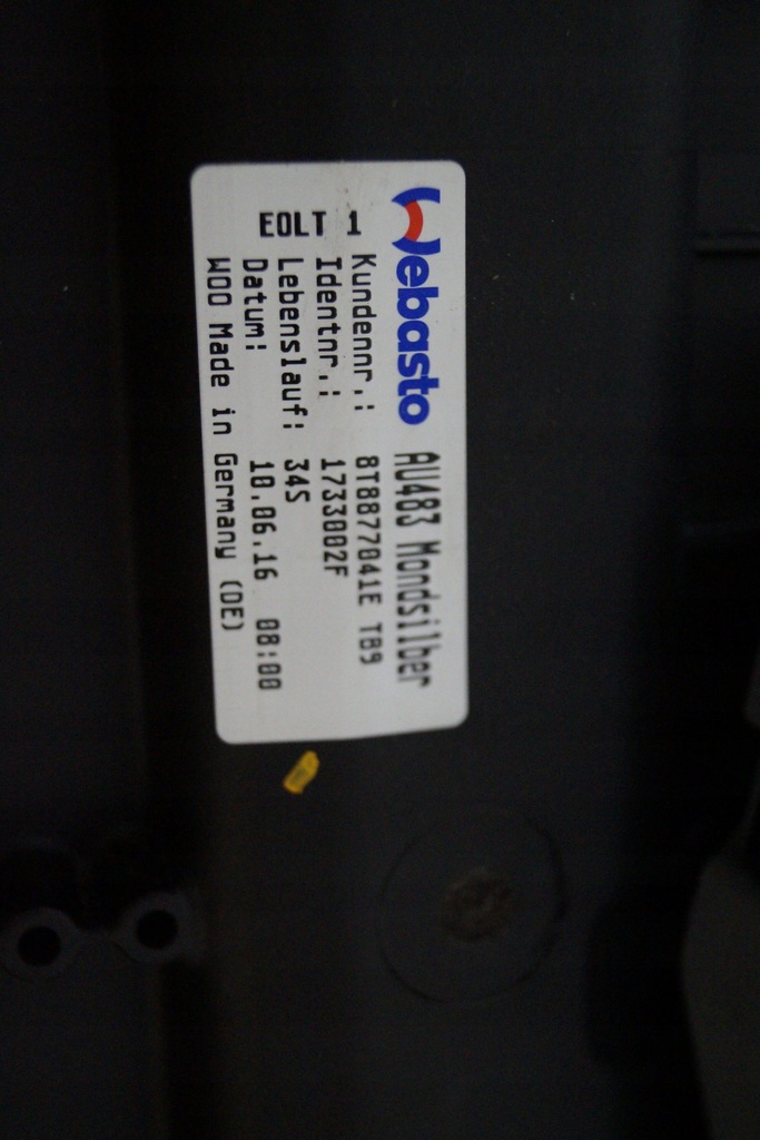 AUDI A5 8T TRAPA COMPLET 8T8877041E TB9 Product image