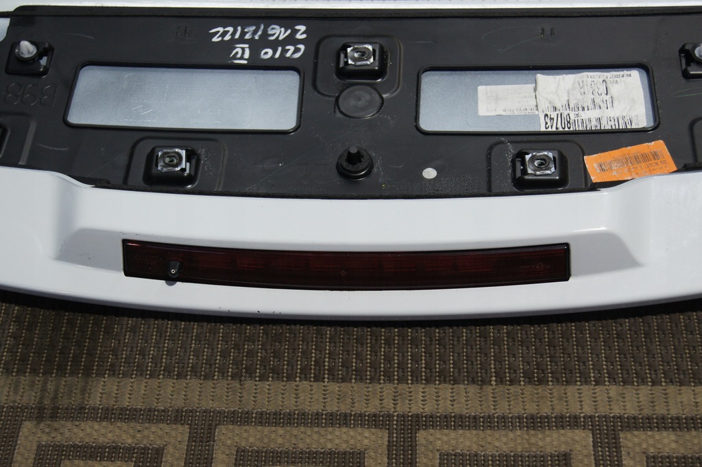 SPOILER FLAP FLAP CLIO IV 960307284R Product image