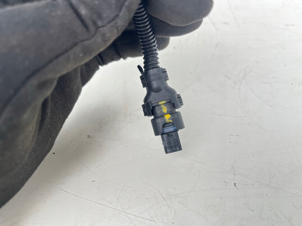 SENSOR DE TEMPERATURA GAZ DE ESCAPE Mercedes-Benz OE A0009059106 Product image