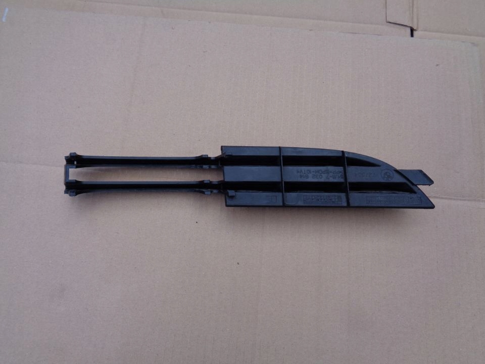 BMW E46 GRILĂ DE RIDICARE BASTĂ BARĂ DREAPTA 7032614 Product image