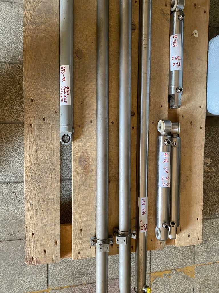 CILINDRU HIDRAULIC 68,5-118 Product image