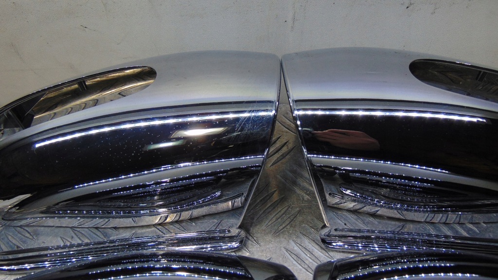 CARCASA OGLINZĂ DREAPTA STÂNGA MERCEDES CLASA C W203 203 CROM Product image