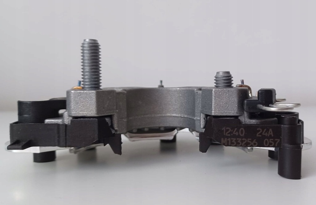 ALTERNATOR REDRED F00M133256 Porsche BOXSTER Product image