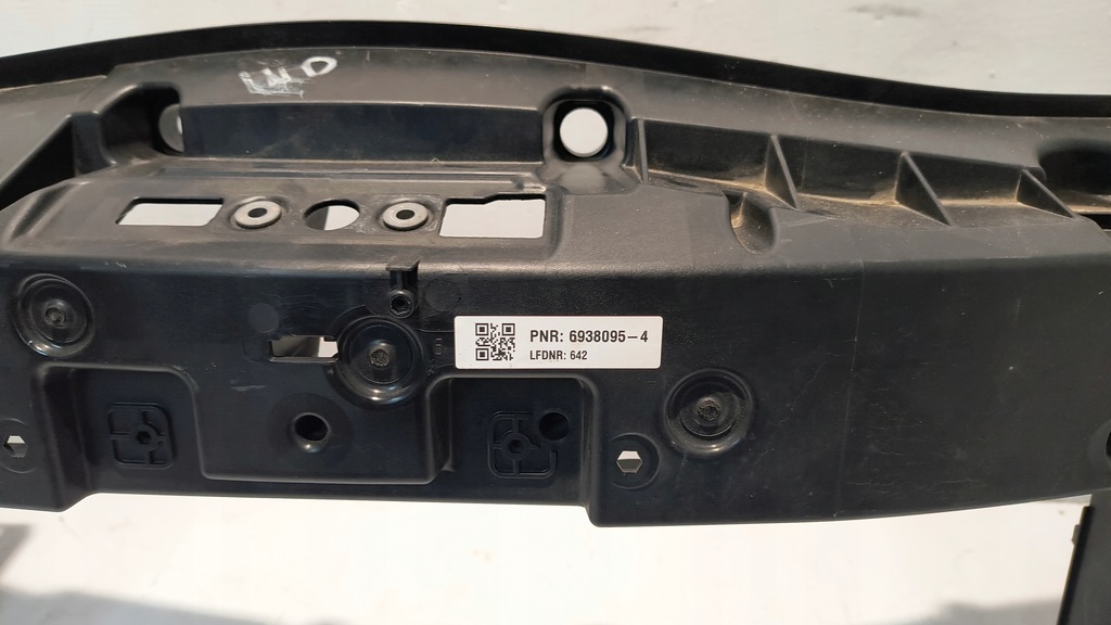 Armarea centurii din față Mercedes Sprinter W907 Product image